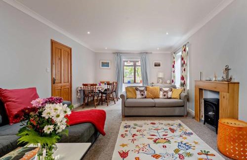 Wareham Casa | 4 Bed in Wareham 77511