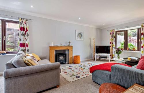 Wareham Casa | 4 Bed in Wareham 77511