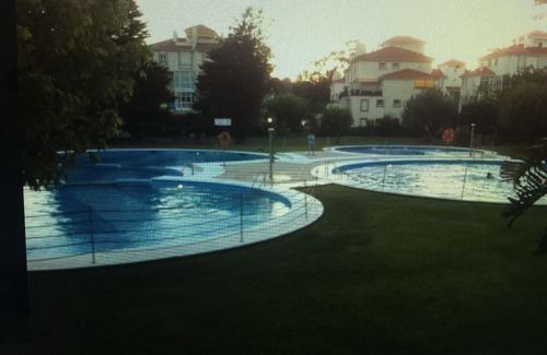O Grove Casa | Duplex de 4 habitaciones con piscina y padel en la Isla de La Toja.