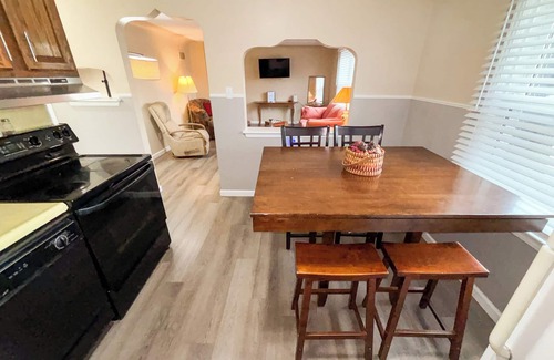 Anchor Bay Harbor Apartamento | 4 Bedroom, 2 Bath, Sleeps 12, Boat Well, Close to boat launch and Selfridge ANG