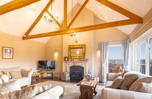 Marybank Cabaña | 4 bedroom accommodation in Muir of Ord