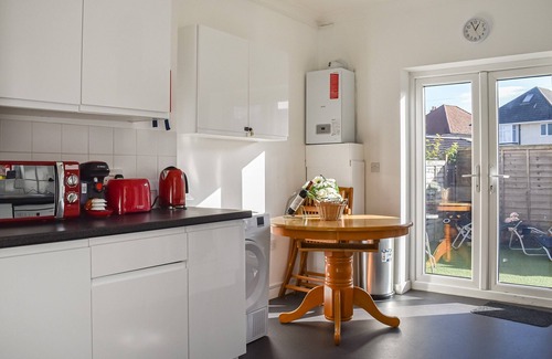 Bournemouth Cabaña | 4 bedroom accommodation in Bournemouth