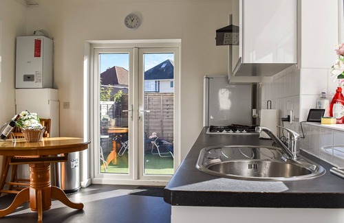 Bournemouth Cabaña | 4 bedroom accommodation in Bournemouth