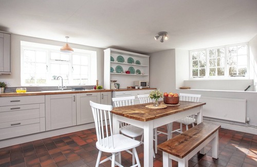 Eleighwater Casa | 4 bedroom accommodation in Burridge