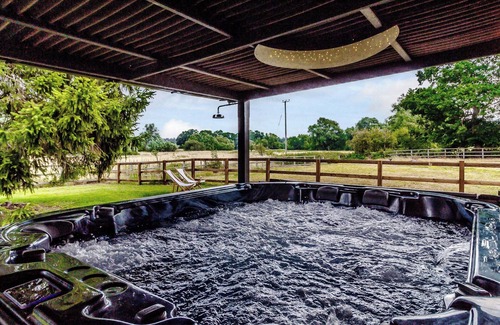 Thetford Cabaña | Alojamiento de 4 habitaciones en Barnham