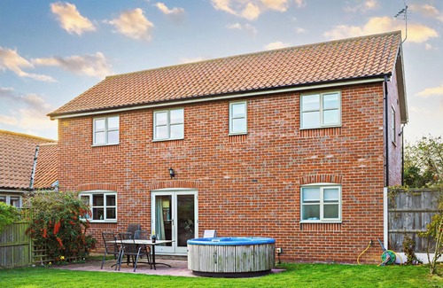 Irstead Cabaña | Alojamiento de 4 habitaciones en Rollesby, near Winterton-on-Sea