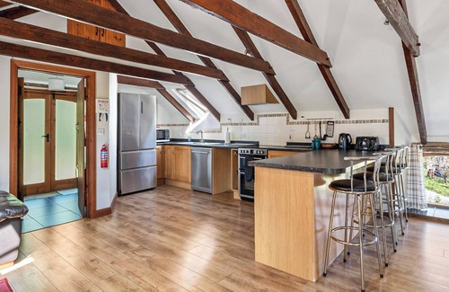 Whitland Cabaña | Alojamiento de 4 habitaciones en Llanglydwen, Narberth