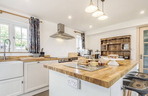 Zeals Cabaña | 4 bedroom accommodation in Zeals, near Mere