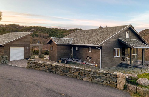Lindesnes Casa | Impresionante casa de 4 dormitorios en.