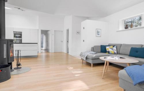 Hoensinge Casa | 4 Bedroom Amazing Home In Vig