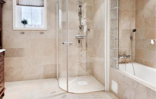 Lyngdal Casa | 4 Bedroom Awesome Home In Lyngdal