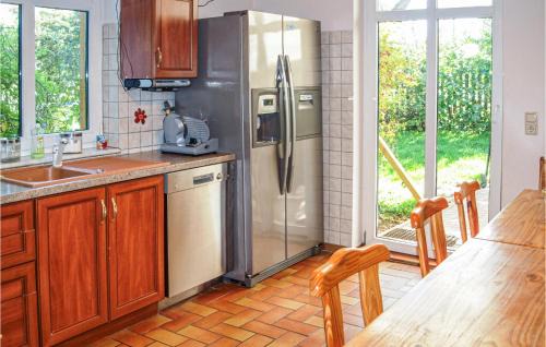 Hildebrandshagen Casa | 4 Bedroom Awesome Home In Woldegk