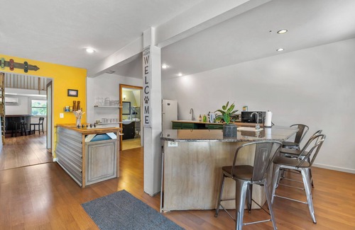 Sister Bay Casa | 4-bedroom barn in terrific Sister Bay with WiFi, AC. Enjoy your stay