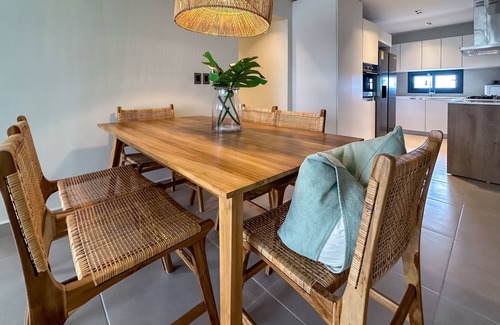 El Cortecito Apartamento | 4 Bedroom Beach Penthouse w Private Rooftop
