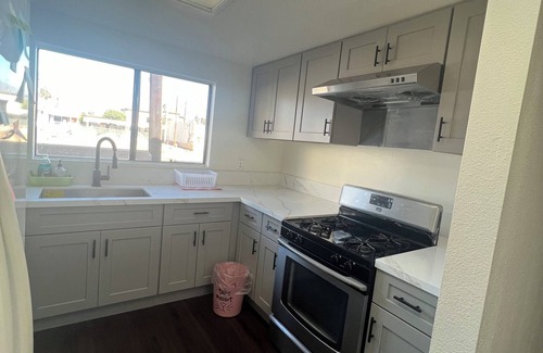 Alhambra Condominio | 4-bedroom condo in Alhambra with 2 cars garage direct access to the house