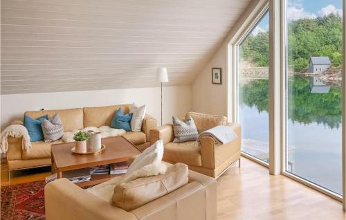 Bokn Casa | 4 Bedroom Cozy Home In Bokn