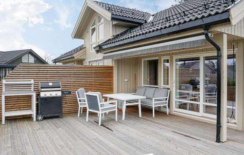 Arendal Casa | 4 Bedroom Cozy Home In Færvik