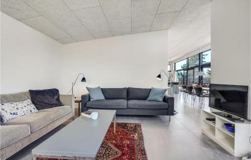 Sjllands Odde Casa | 4 Bedroom Cozy Home In Sjællands Odde
