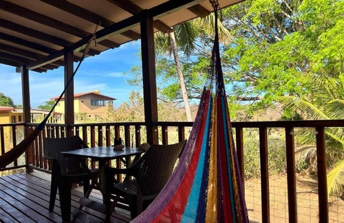 Los Pargos Casa | 4 Bedroom Private Home, 2 Blocks to Ocean, Sleeps 13, 2 Balconies