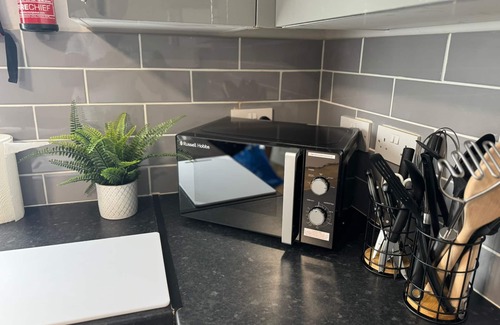 Warwick Apartamento | 4 Bedroom Flat - Sleeps 5 - Free Parking & Wifi - Warwickshire