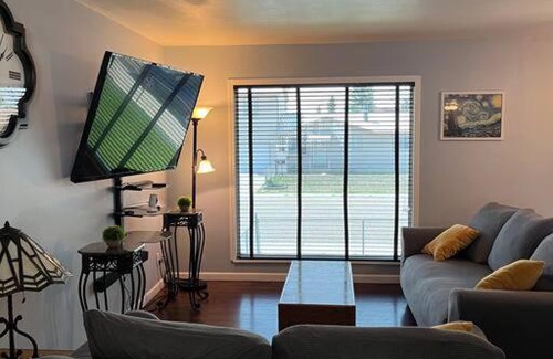 Cheyenne Casa | 4 Bedroom, Fun and Relaxing Hot Tub