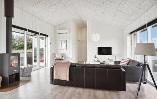 Grønhøj Casa | 4 Bedroom Gorgeous Home In Løkken