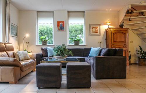 Wemeldinge Casa | 4 Bedroom Gorgeous Home In Wemeldinge