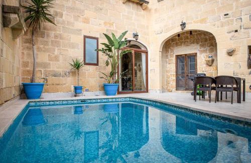 Xewkija Casa | 4 Bedroom Holiday Home with Private Pool