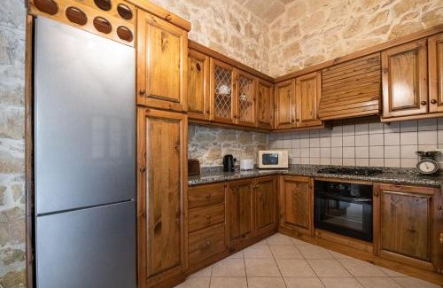 Xewkija Casa | 4 Bedroom Holiday Home with Private Pool