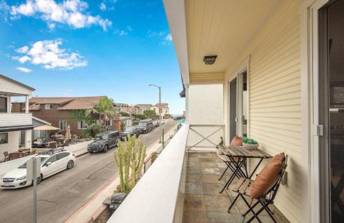 West Newport Casa | 4 Bedroom Home with Rooftop & Peek-A-Boo Ocean View