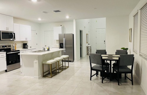 Winter Haven Casa | 4-bedroom house by LegoLand with WiFi, AC