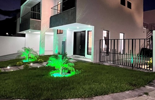 Sector 1 Nor-Oeste Casa | 4-bedroom house in delightful San Pedro Sula with private pool, mountain views
