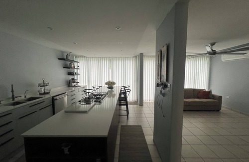 Canovanillas Casa | 4-bedroom house in enchanting Canovanas with WiFi, AC. Relax and unwind