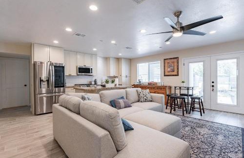 Gilbert Casa | 4-bedroom house in Gilbert - Remodeled Retreat