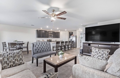 Buckeye Casa | 4-bedroom house in marvelous Buckeye with WiFi, AC. Enjoy your stay
