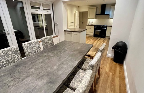 Stamford Casa | 4 bedroom house in Stamford
