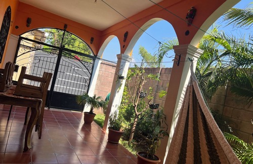 Ahuachapan Casa | 4-bedroom house in brilliant La Hachadura with WiFi, AC