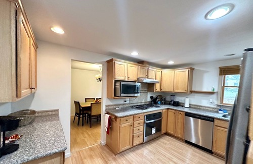 Hudson Casa | 4-bedroom house in tranquil Hudson