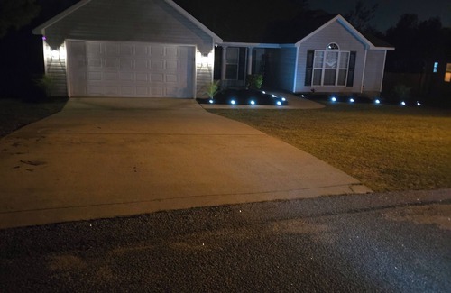 Warrenville Casa | 4-bedroom house in beautiful Warrenville with WiFi, AC. Start your getaway now