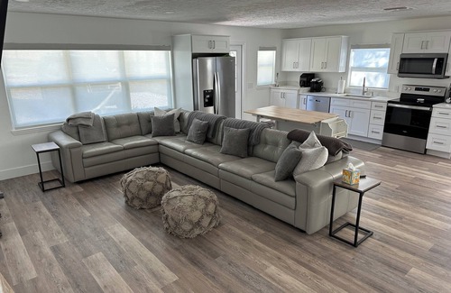 Clermont Casa | 4-bedroom Lake House in fabulous Clermont, Florida on Lake Nellie