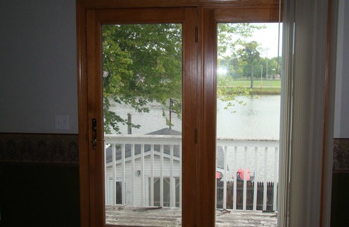 Pardeeville Casa | Lake House de 4 dormitorios con terraza espaciosa para relajarse y ver el lago