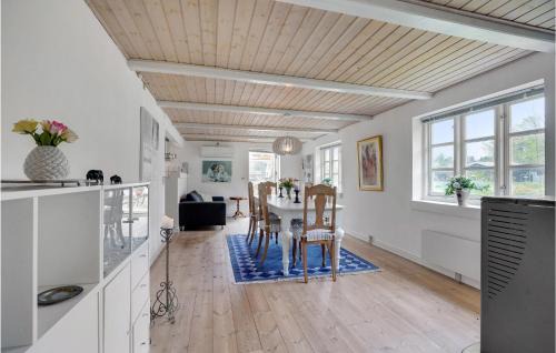 Nørre Lyngby Casa | 4 Bedroom Lovely Home In Løkken