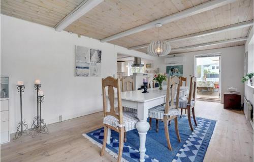 Nørre Lyngby Casa | 4 Bedroom Lovely Home In Løkken