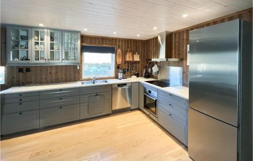 Lillehammer Casa | 4 Bedroom Lovely Home In Lillehammer
