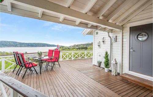 Svelvik Casa | 4 Bedroom Nice Home In Berger