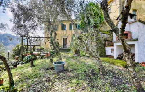 Ruta Casa | 4 Bedroom Nice Home In Camogli