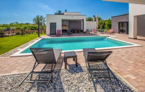 Kastelir Casa | 4 Bedroom Nice Home In Kastelir