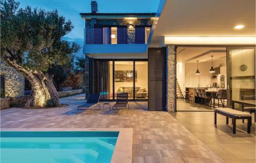 Jakisnica Casa | 4 Bedroom Nice Home In Lun