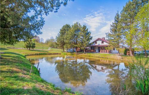 Boreczno Casa | 4 Bedroom Nice Home In Huta Wielka