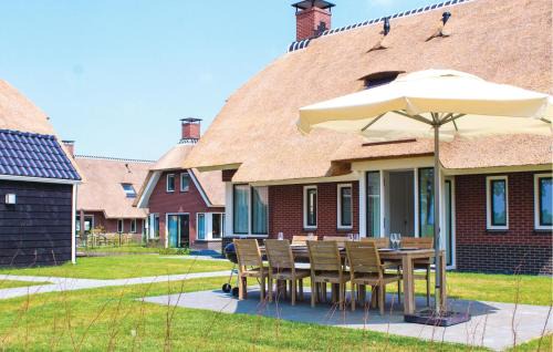 Idskenhuizen Casa | 4 Bedroom Nice Home In Idskenhuizen